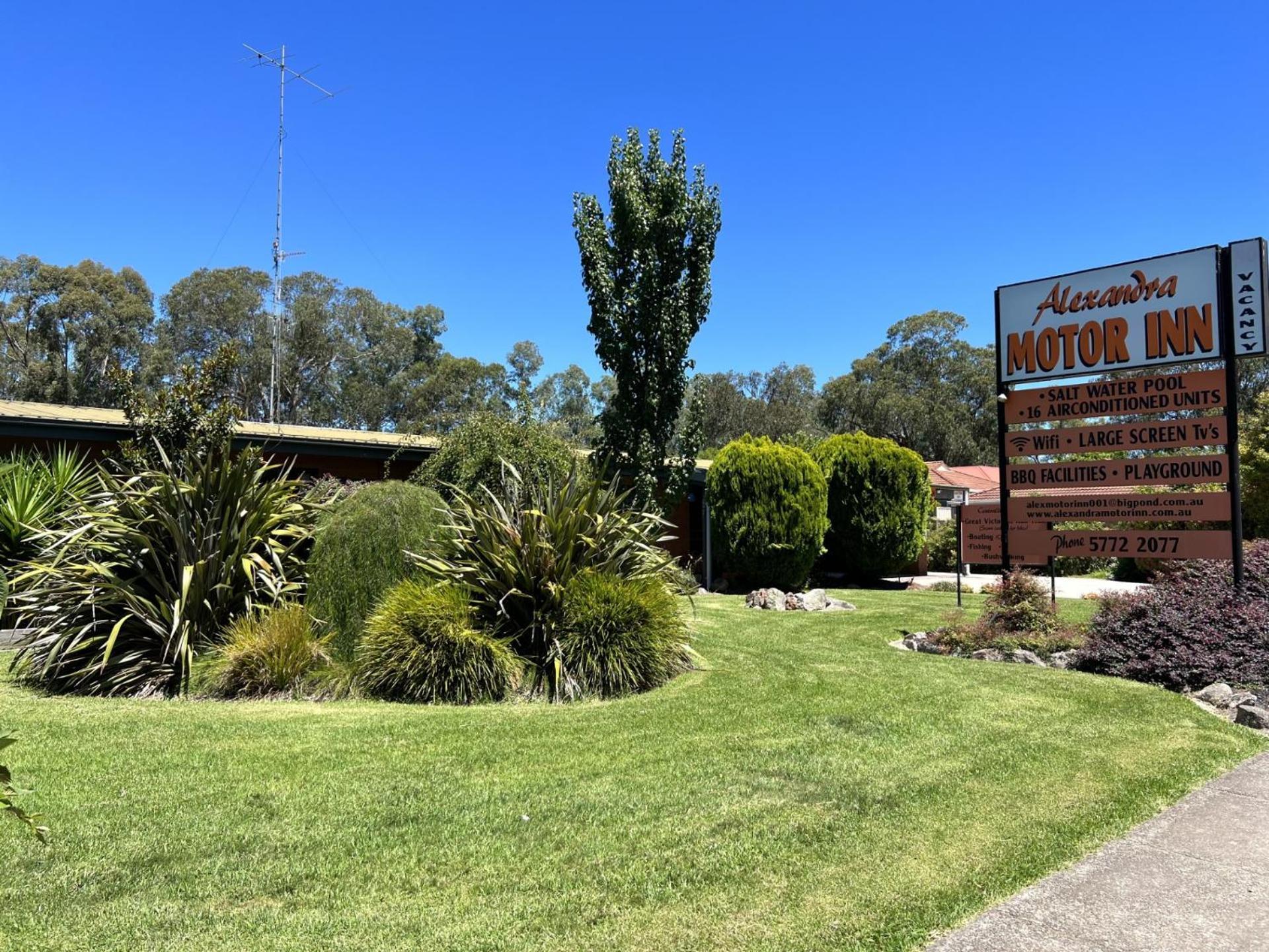 Alexandra Motor Inn Exterior photo